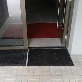 Covoraș de curățat încălțăminte din cauciuc 60 x 90 x 1 cm, negru