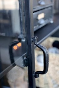 Vitrina din metal cu 3 usi si 3 rafturi, stil industrial