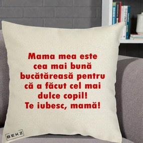 Cadou pentru Mama - Perna Personalizata Mama cea Mai Buna Bucatareasa, 40x40 cm, Ecru, Husa Detasabila, Perna Inclusa, BEKZ®