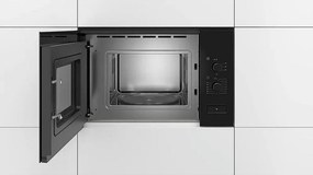 Cuptor cu microunde încastrabil Bosch BFL520MB0, 20 l, 800 W, 5 niveluri, Asistent de curățare, Oprire automată, Negru