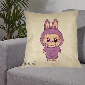 Perna Personalizata Labubu Violet Solo, 40x40 cm, Crem, Husa Detasabila, Perna Inclusa, BEKZ®