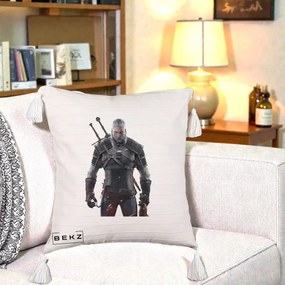 Perna Personalizata The Witcher Geralt of Rivia Portret, 40x40 cm, Bej cu Franjuri, Husa Detasabila, Perna Inclusa, BEKZ®