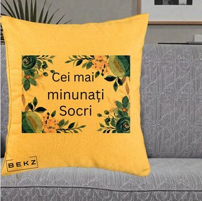 Cadou pentru Socri - Perna Personalizata Cei mai Minunati Socri cu Flori Albastre si Roz, 40x40 cm, Galben, Husa Detasabila, Perna Inclusa, BEKZ®