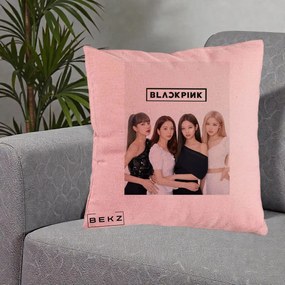 Perna Personalizata K-pop BLACKPINK Foto Grup-Negru, 40x40 cm, Roz, Husa Detasabila, Perna Inclusa, BEKZ®