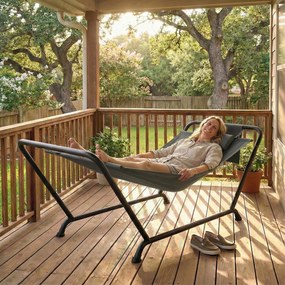 Outsunny Hamac cu cadru 237 x 90 cm Hamac cu bară cu buzunar lateral, pernă pentru cap Cadru metalic suport până la 150 kg | Aosom Romania