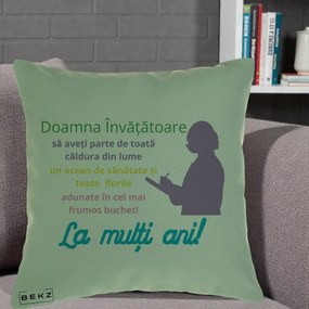 Cadou pentru Invatatoare - Perna Personalizata Doamna Invatatore La Multi Ani cu Silueta si Text Colorat, 40x40 cm, Verde, Husa Detasabila, Perna Inclusa, BEKZ®