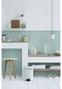 Cos de gunoi cu pedala Brabantia NewIcon 649004, 5 L, Inchidere lina, Baza antiderapanta, Alb