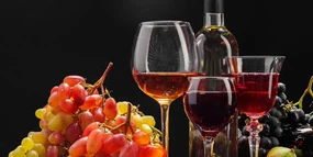Tablou vinul italian și struguri