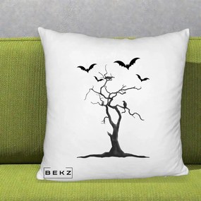 Perna Decorativa Halloween Copac cu Lilieci Alb-Negru, 40x40 cm, Alb Pufos, Husa Detasabila, Perna Inclusa, BEKZ®