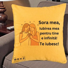 Cadou pentru Sora - Perna Personalizata Sora Mea Te Iubesc Imbratisare cu Sclipiri, 40x40 cm, Galben, Husa Detasabila, Perna Inclusa, BEKZ®