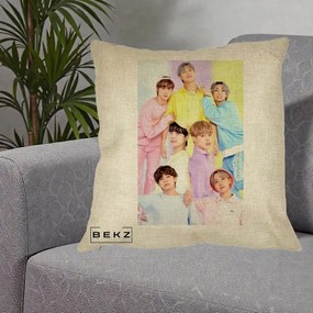 Perna Personalizata K-pop BTS Foto Grup Pastel Colorat cu 7 Membrii, 40x40 cm, Crem, Husa Detasabila, Perna Inclusa, BEKZ®