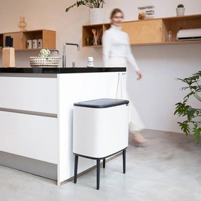 Coș Brabantia Bo Touch 1005546, 36 l, Deschidere lină și silențioasă, Deschidere mare, Bej