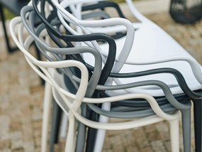 OFERTA Scaun din plastic negru KATO calitatea a II-a