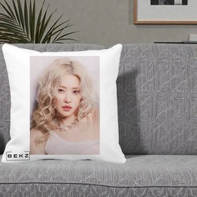Perna Personalizata K-pop BLACKPINK Rose, 40x40 cm, Alba Mata, Husa Detasabila, Perna Inclusa, BEKZ®