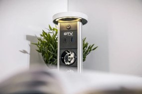 Priză încorporabilă în blat Camino GTV, încărcător wireless 10W, 2 prize Schuko, USB A + C, alb, D:80 mm Aluminiu/ plastic, Alb, D:80 mm