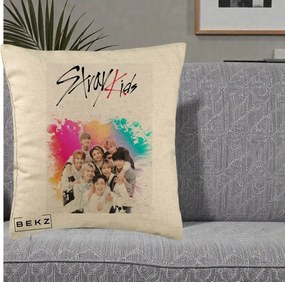 Perna Personalizata K-pop Stray Kids cu Splash Multicolor, 40x40 cm, Bej, Husa Detasabila, Perna Inclusa, BEKZ®
