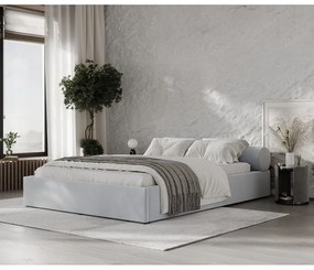 Pat matrimonial gri deschis tapițat cu spațiu de depozitare cu somieră 200x200 cm Solvo – Maison de Rêve