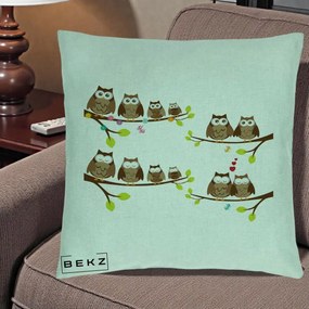 Perna Decorativa Familie de Bufnite pe Ramuri, 40x40 cm, Verde Menta, Husa Detasabila, Perna Inclusa, BEKZ®