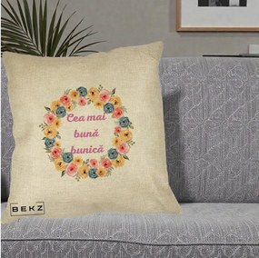 Cadou pentru Bunica - Perna Personalizata Cea Mai Buna Bunica Coronita Flori Multicolore, 40x40 cm, Crem, Husa Detasabila, Perna Inclusa, BEKZ®