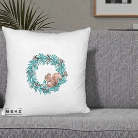 Perna Decorativa Coroana Turcoaz cu Veverita, 40x40 cm, Alb Pufos, Husa Detasabila, Perna Inclusa, BEKZ®