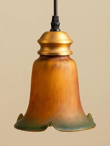 Lustră din sticlă texturată camel și verde cu structură din alamă antichizată, formă florală cu margini ondulate, 17 × 14 cm, „Arabion"