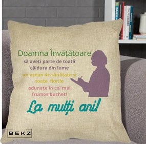 Cadou pentru Invatatoare - Perna Personalizata Doamna Invatatore La Multi Ani cu Silueta si Text Colorat, 40x40 cm, Crem, Husa Detasabila, Perna Inclusa, BEKZ®