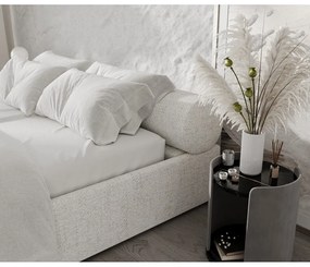 Pat matrimonial crem tapițat cu spațiu de depozitare cu somieră 180x200 cm Solvo – Maison de Rêve