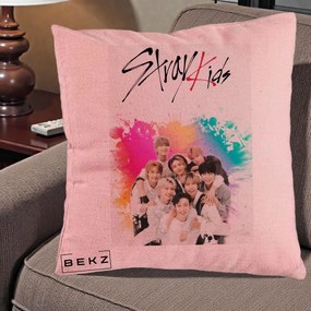 Perna Personalizata K-pop Stray Kids cu Splash Multicolor, 40x40 cm, Roz, Husa Detasabila, Perna Inclusa, BEKZ®