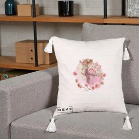 Perna Decorativa Femeie cu Flori Roz Acuarela, 40x40 cm, Bej cu Franjuri, Husa Detasabila, Perna Inclusa, BEKZ®