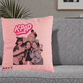 Perna Personalizata BLACKPINK K-Pop Grup Pozitii Amuzante, 40x40 cm, Roz, Husa Detasabila, Perna Inclusa, BEKZ®