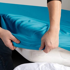 Cearceaf albastru din jerseu cu elastic 90x200 cm Amber – Restilo