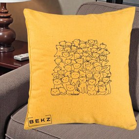 Perna Personalizata Many Cats Pattern Alb-Negru, 40x40 cm, Galben, Husa Detasabila, Perna Inclusa, BEKZ®