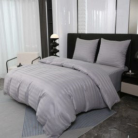 Lenjerie de pat hoteliera din microfibra JASMINE gri deschis - dunga 2 cm, buzunar hotelier Dimensiune lenjerie de pat: 70 x 90 cm | 140 x 220 cm