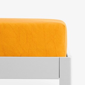 Goldea cearceaf de pat impermeabil din frotir - portocaliu 180 x 200 cm