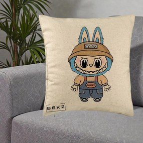 Perna Personalizata Labubu Toanart Blugi, 40x40 cm, Bej, Husa Detasabila, Perna Inclusa, BEKZ®