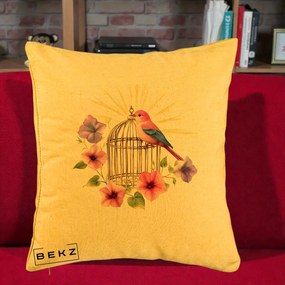Perna Decorativa Pasare Roz pe Colivie Aurie cu Flori, 40x40 cm, Galben, Husa Detasabila, Perna Inclusa, BEKZ®