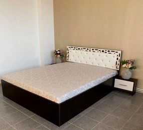 Set pat tapitat Poxy, culoare alb / wenge, cu 2 noptiere si saltea superotopedica lux 160 x 200 cm