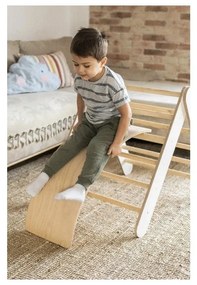 Triunghi Pikler de cățărat alb din lemn de pin 60x60x60 cm Montessori – Meowbaby