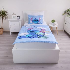 Lenjerie de pat pentru copii albastră din bumbac pentru pătuț 100x135 cm Lilo &amp; Stitch "Clouds" – Jerry Fabrics