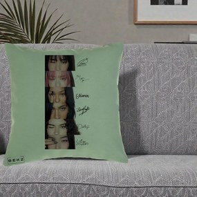 Perna Personalizata K-pop KATSEYE Semnaturi fara Foto, 40x40 cm, Verde, Husa Detasabila, Perna Inclusa, BEKZ®