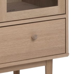 Vitrină în decor de stejar Actona Aston