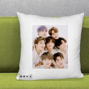 Perna Personalizata K-pop BTS Foto Grup Fete Albe, 40x40 cm, Alb Pufos, Husa Detasabila, Perna Inclusa, BEKZ®