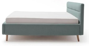 Pat matrimonial albastru deschis tapițat cu spațiu de depozitare cu somieră 160x200 cm Lotte – Meise Möbel