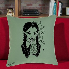 Perna Personalizata Wednesday cu Panza de Paianjen, 40x40 cm, Verde, Husa Detasabila, Perna Inclusa, BEKZ®