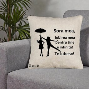 Cadou pentru Sora - Perna Personalizata Sora Mea Te Iubesc Siluete Negre cu Umbrela, 40x40 cm, Bej Canapea, Husa Detasabila, Perna Inclusa, BEKZ®