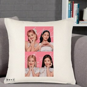 Perna Personalizata K-pop BLACKPINK Colaj Roz, 40x40 cm, Crem Reliefat, Husa Detasabila, Perna Inclusa, BEKZ®