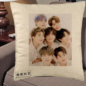 Perna Personalizata K-pop BTS Foto Grup Fete Albe, 40x40 cm, Bej, Husa Detasabila, Perna Inclusa, BEKZ®