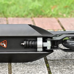 HOMCOM Trotinetă Pliabilă Scooter cu Ghidon Înălțime Ajustabilă Trotinetă Ușoară pentru Adulți și Copii (peste 14 ani) Tip Skateboard cu Frână Roți Mari Ø200 mm Aluminiu Capacitate 100kg | Aosom Romania