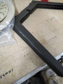 OFERTA Scaun bej BALI MARK cu picioare negre calitate II