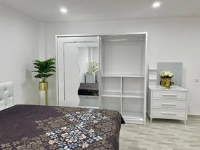 Dormitor Pirlanta, culoare alb, cu pat tapitat 160 x 200 cm, dulap cu oglinda 200 cm, comoda si 2 noptiere
